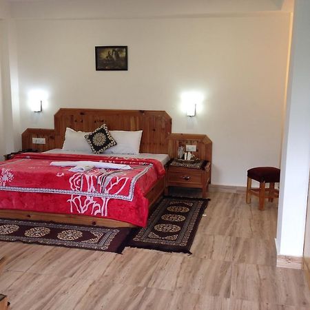 Akash Hills Hotel Manāli Kültér fotó