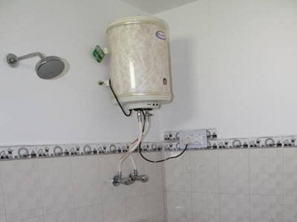 Akash Hills Hotel Manāli Szoba fotó